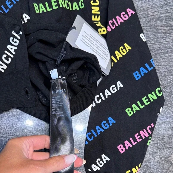 Balenciaga Black Multicolor Logo Zip-Up Sweater - Picture 2 of 4